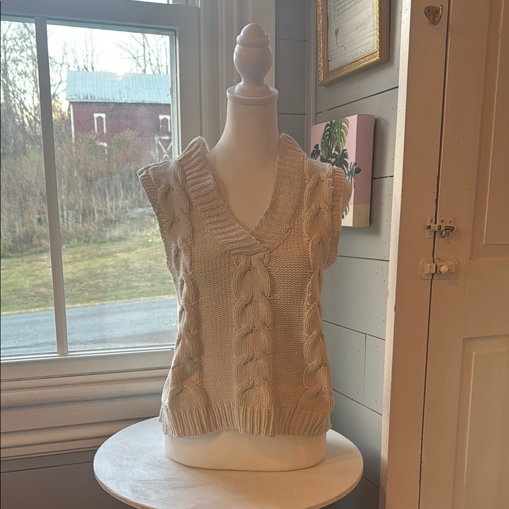 Sweater Vest